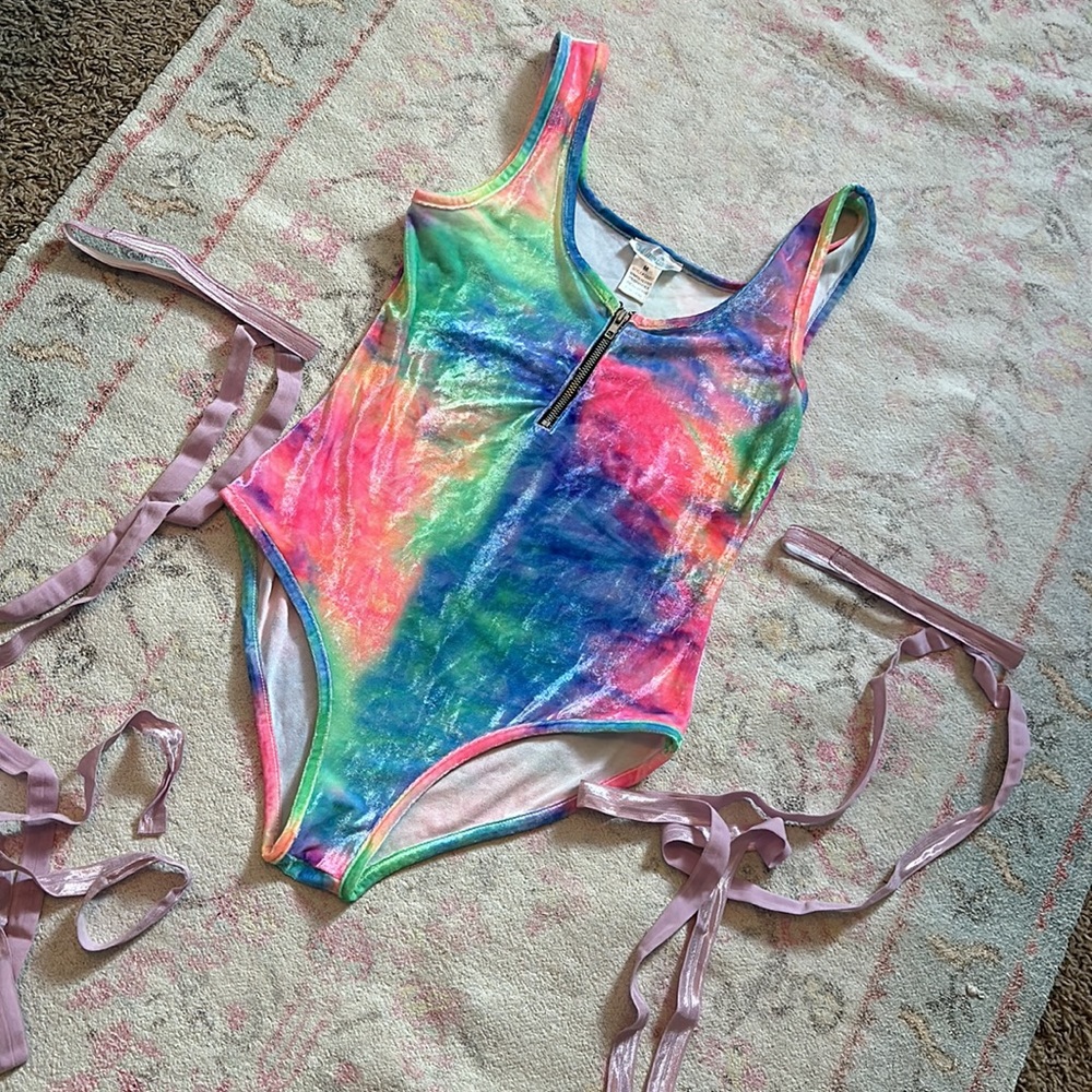 iheartraves tie dye onesie - Picture 3 of 7